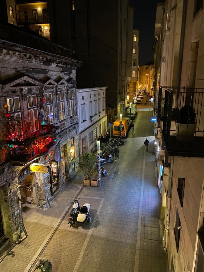 Artemisia Luxury Apartments Balcony Budapest Luaran gambar