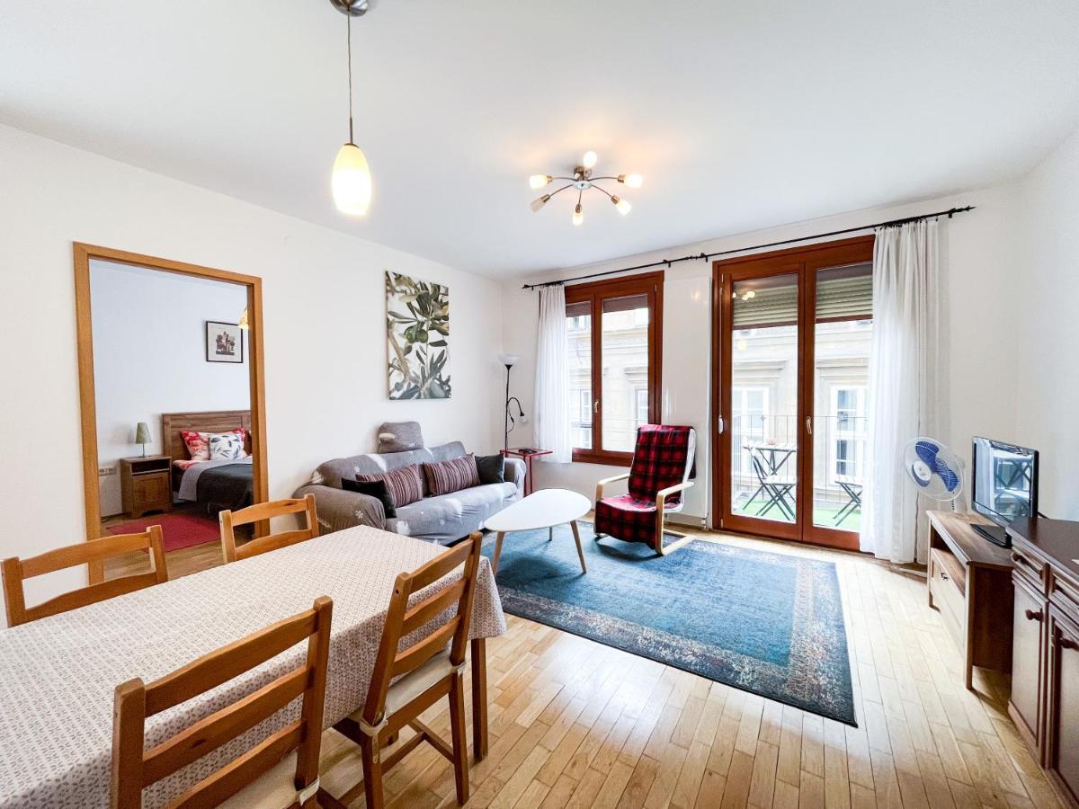 Artemisia Luxury Apartments Balcony Budapest Luaran gambar