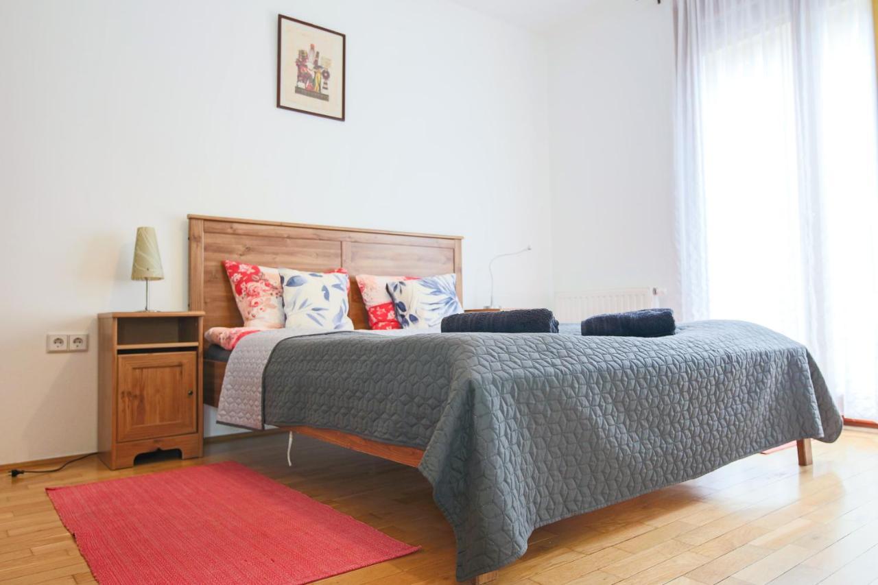 Artemisia Luxury Apartments Balcony Budapest Luaran gambar